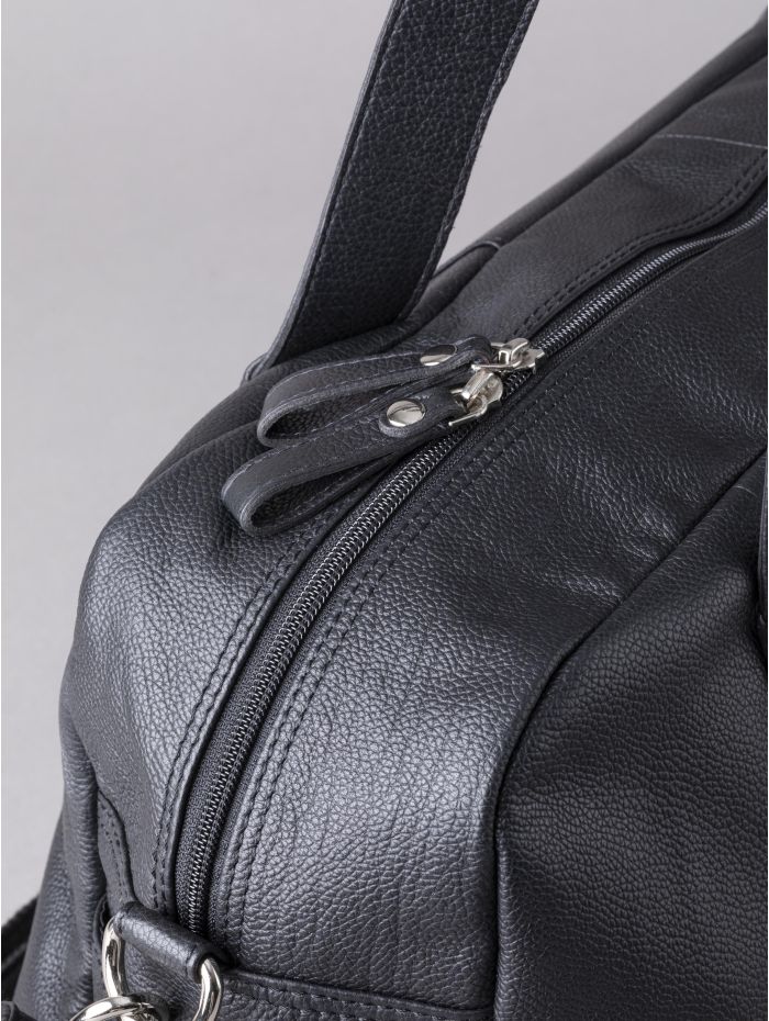 Lorton Large Leather Holdall in Black