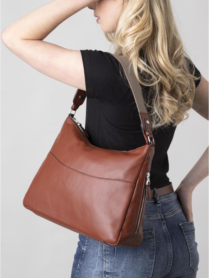 Fairfield Leather Hobo Bag in Tan