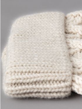 Mia Beanie Hat in Oatmeal